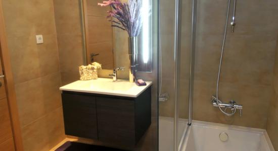 Luxury Refurbishment to Compact Bathroom.